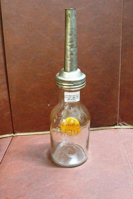 Embossed Shell Oil Bottle Xxxx Antique Complex