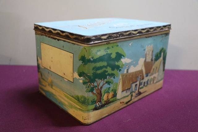 Daintee Confectionery Pictorial Tin 