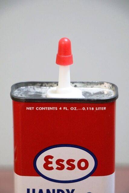 New Old Stock Esso Oil Drip Man Handy Oiler. | XXXX Antique Complex