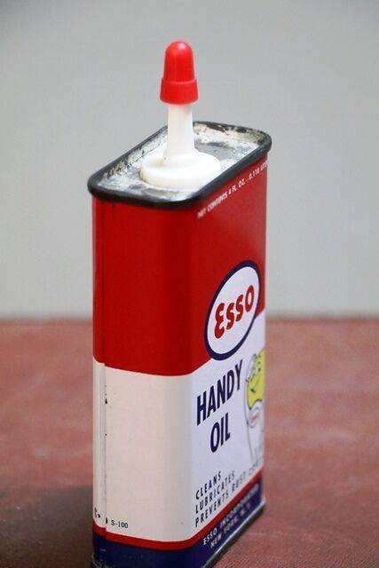 New Old Stock Esso Oil Drip Man Handy Oiler. | XXXX Antique Complex