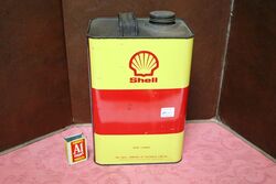 Classic Shell Motor Oil Five Litres Oil Tin.