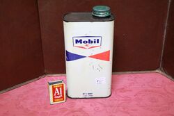 Mobil SAE 30 Outboard Oil 1 quart Tin.